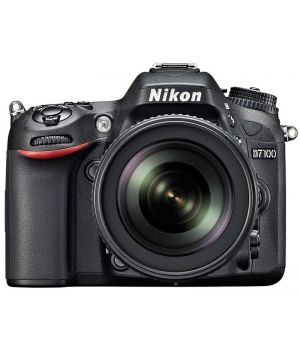 Nikon D7100 kit (18-140mm VR)